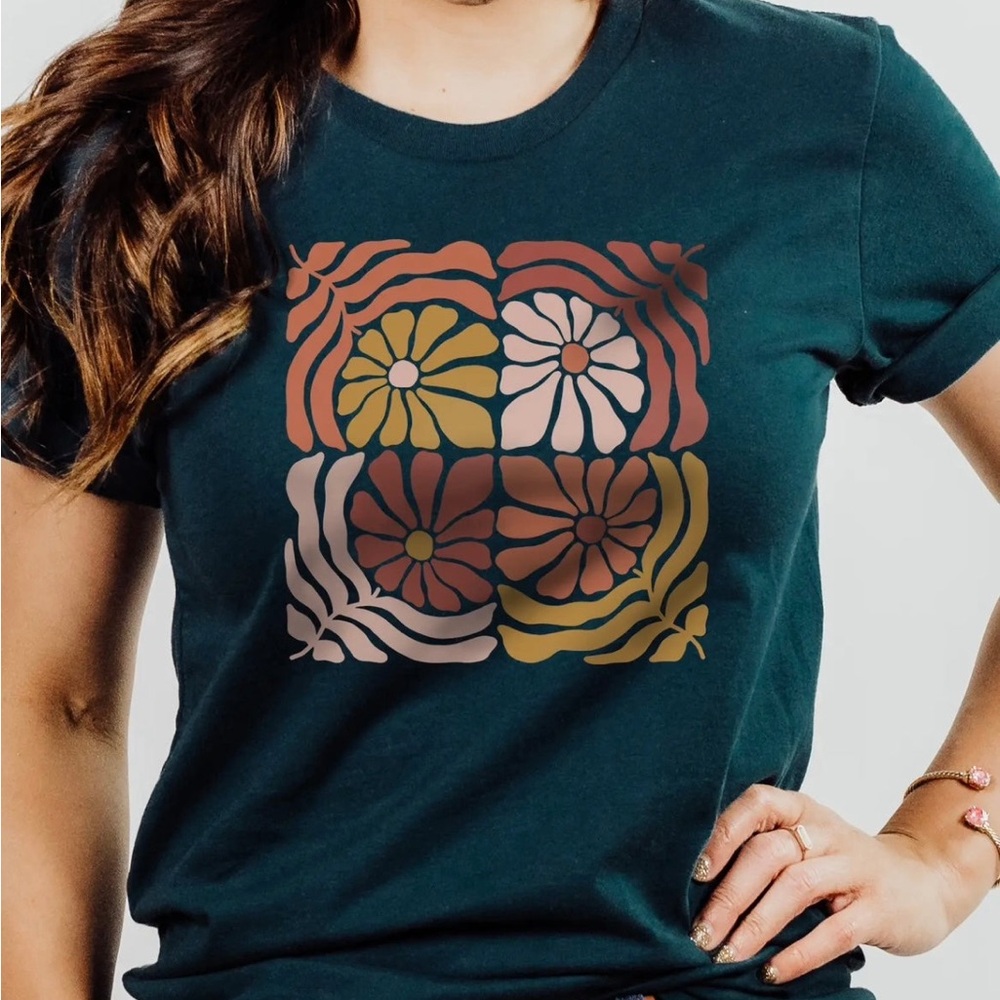 Bundle of Brand New Graphic Crewneck Tees in 2XL